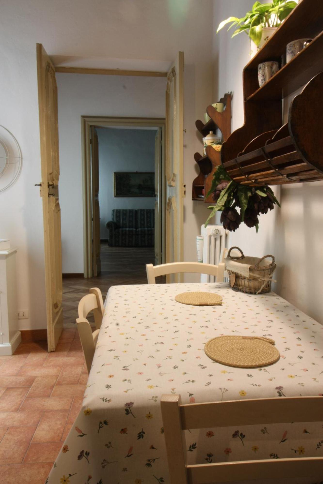 Frescobaldi Aparments! A Casa Di Francesco Apartment Ferrara Bagian luar foto